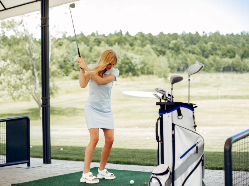 Golfsæt dame – En oversigt over de bedste golfsæt til damer