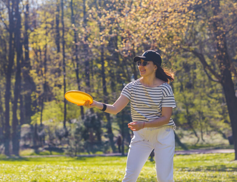 Disc golf kurv – Byg din egen disc golf bane derhjemme