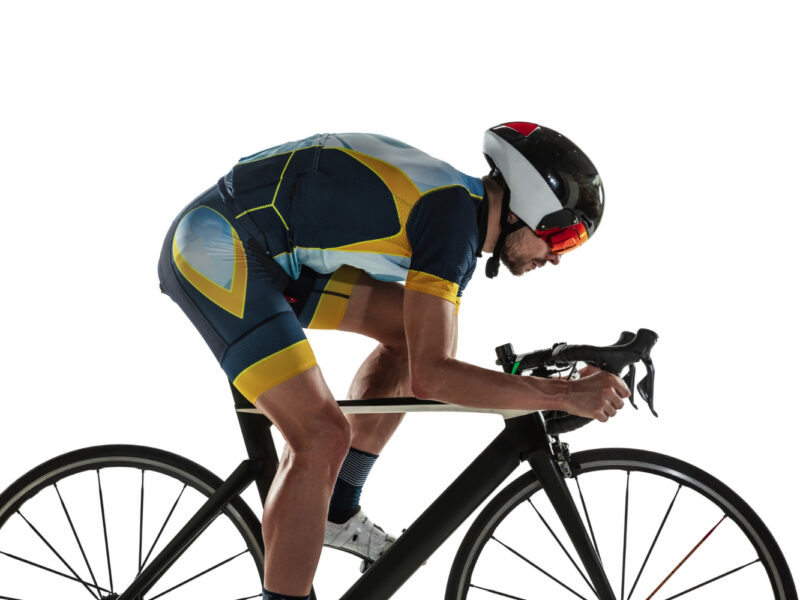 Racercykel til mænd test – Få fart over feltet med disse