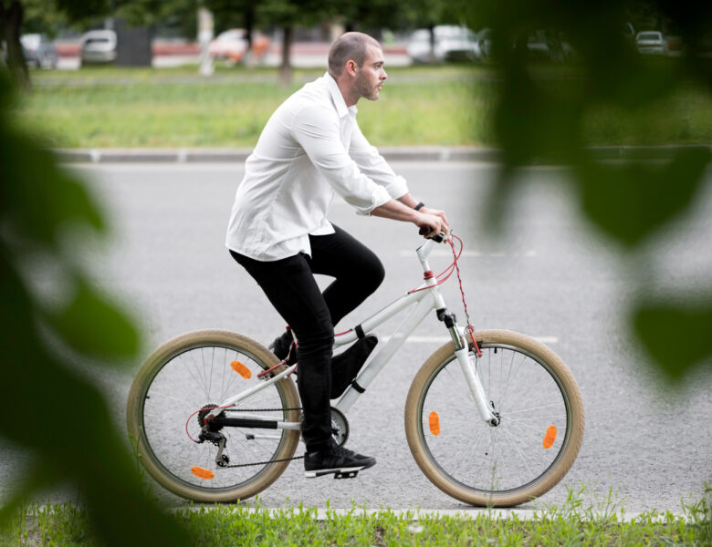 Elcykel til mænd test – Gør cykelturen nemmere